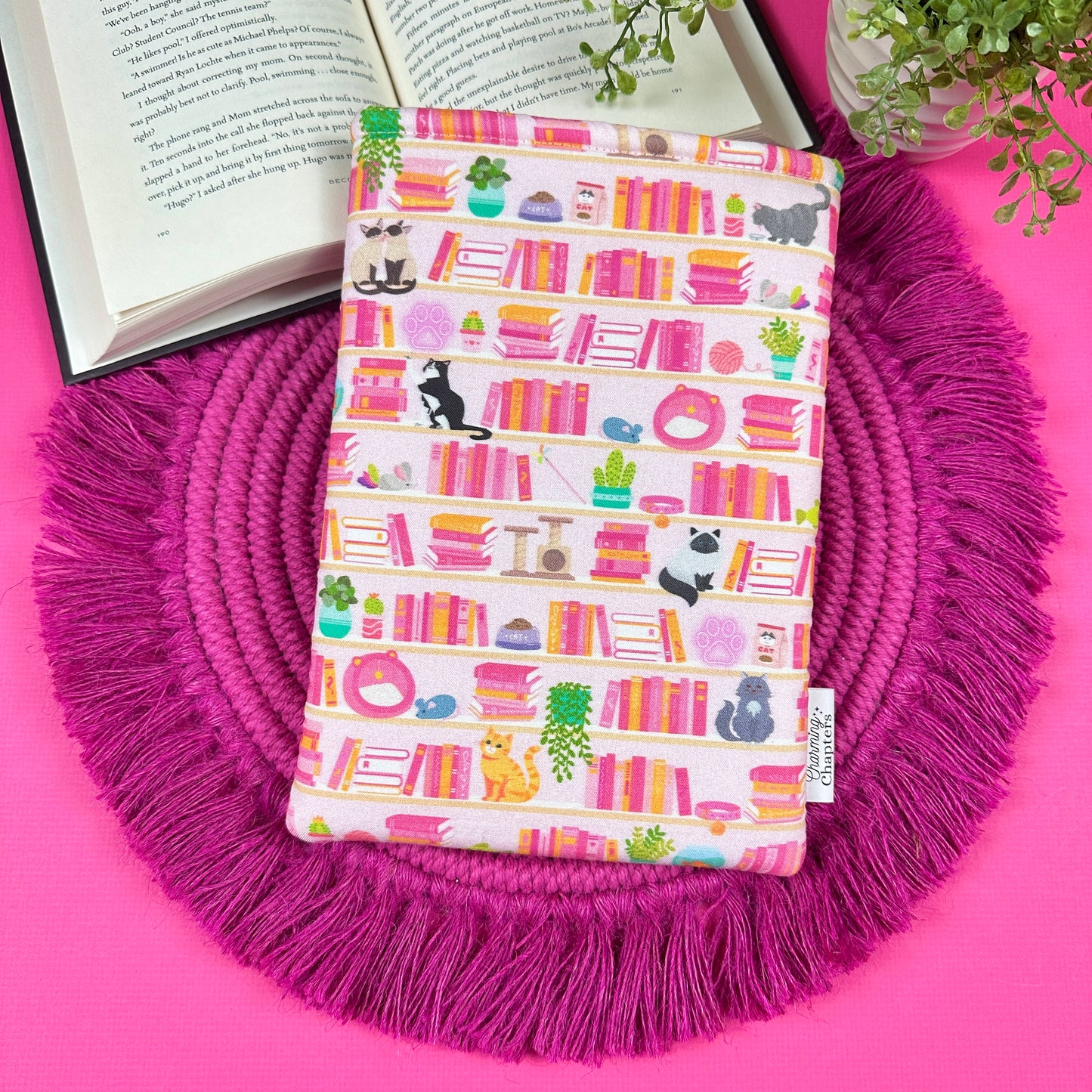 Cat Lover Shelves Book Sleeve