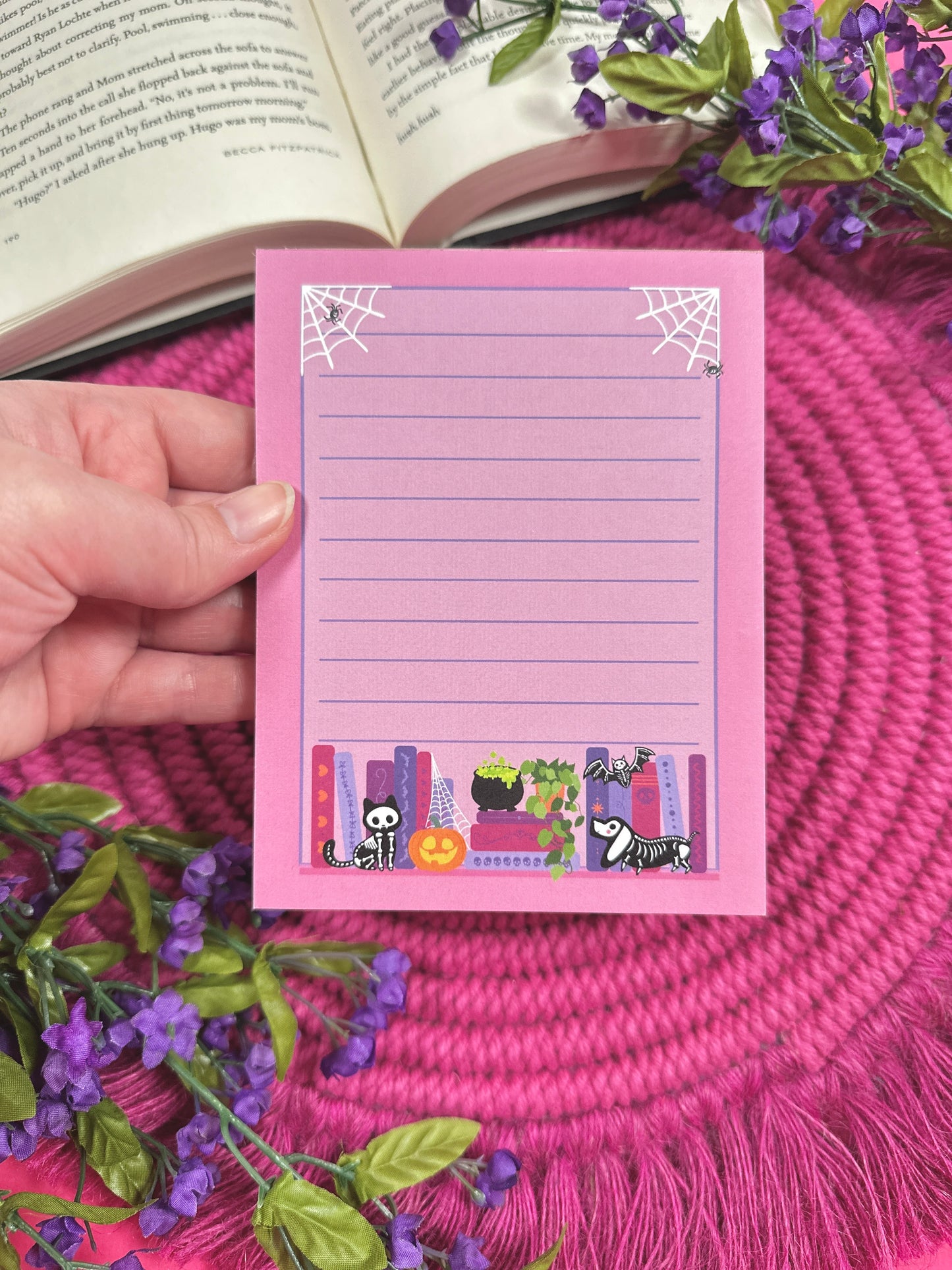 Skeleton Bookshelf Stationery