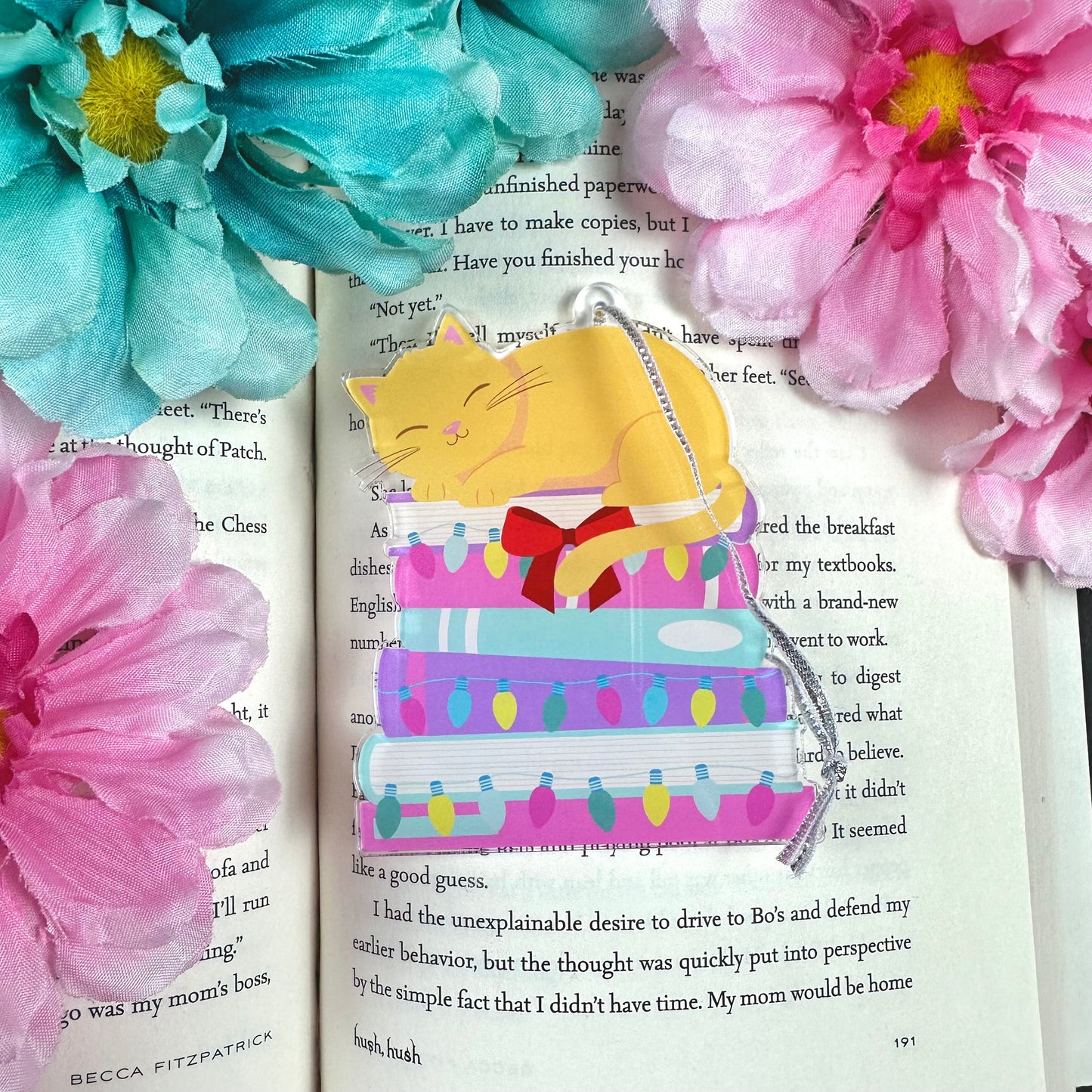 Cat & Books Ornament