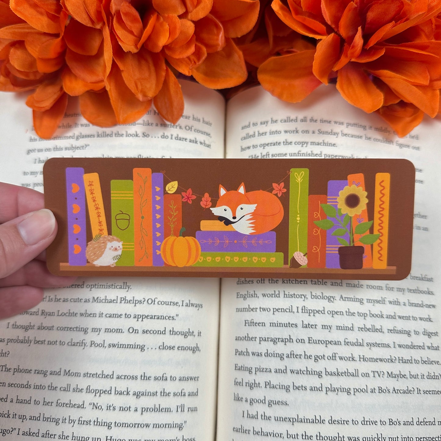 Autumn Bookshelf Bookmark