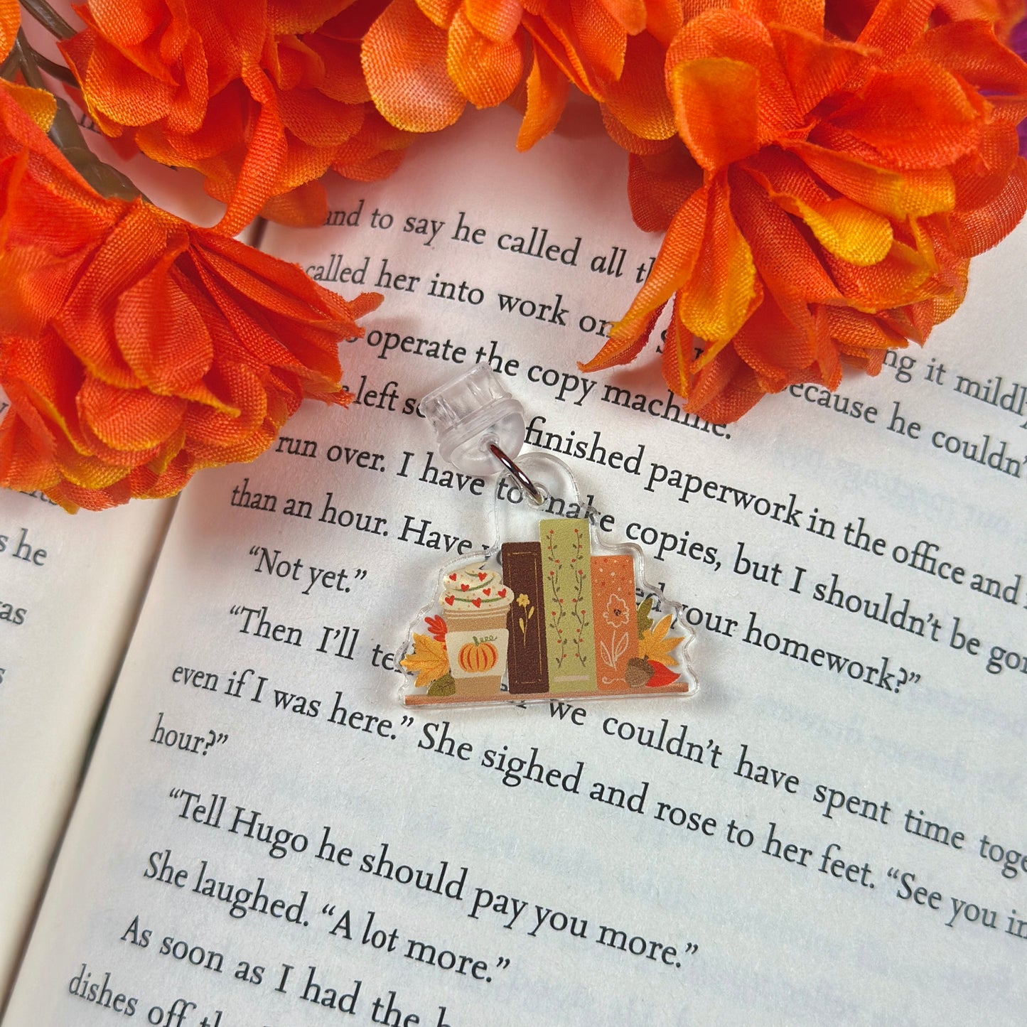 Autumn Bookshelf Kindle Charm